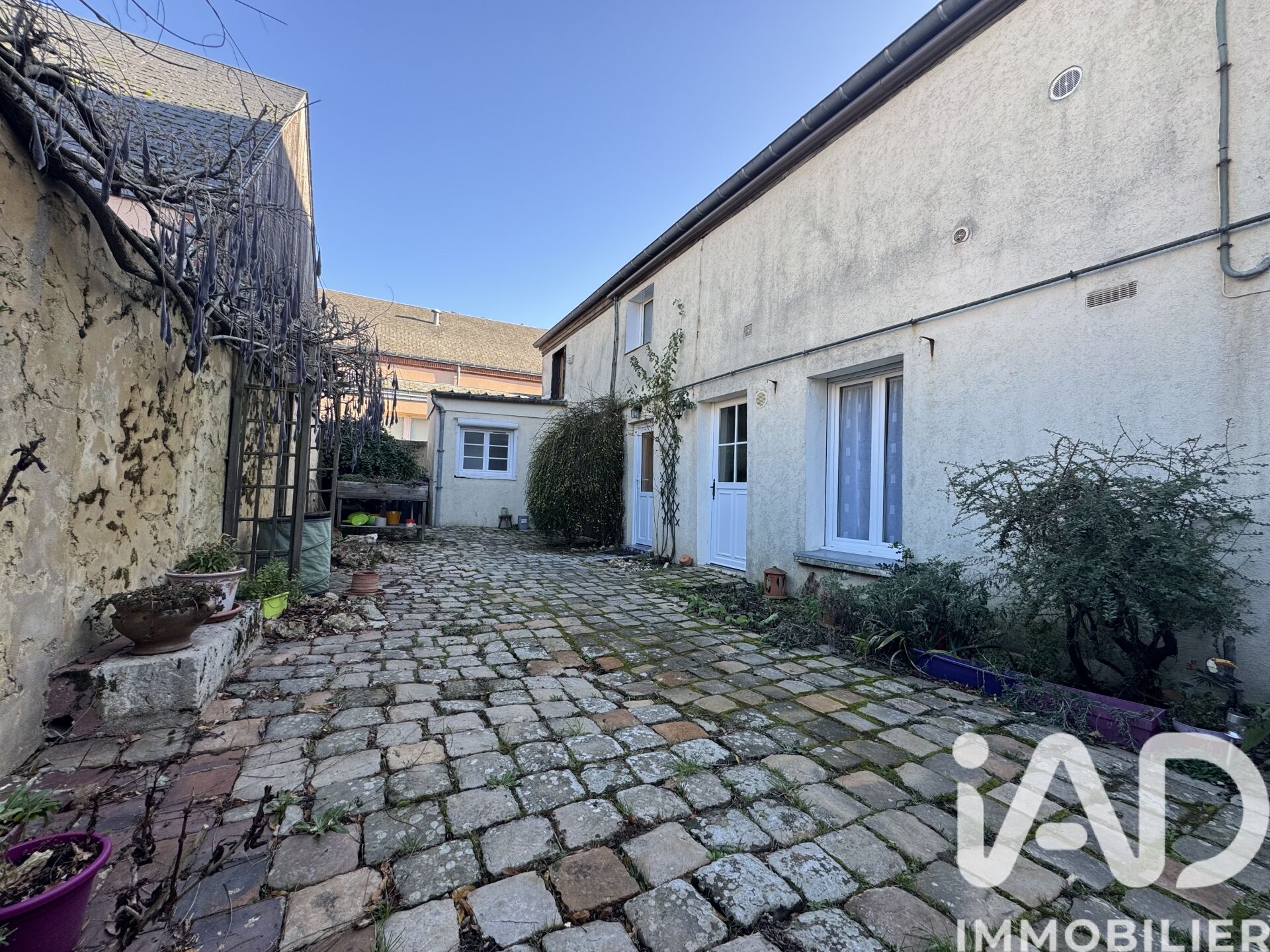 Courville-Sur-Eure - 88m² - 4p. - 3ch.
