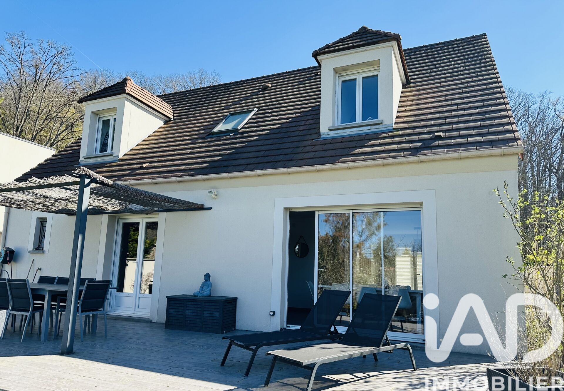 Jouars-Pontchartrain - 130m² - 6p. - 5ch.