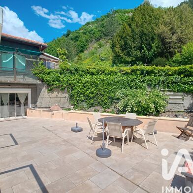 Appartement 5 pièces 220000 €