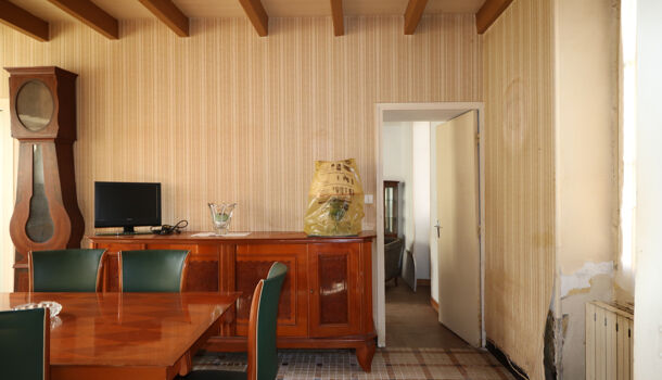 Villa / Maison 4 pièces  à vendre Loulay 17330