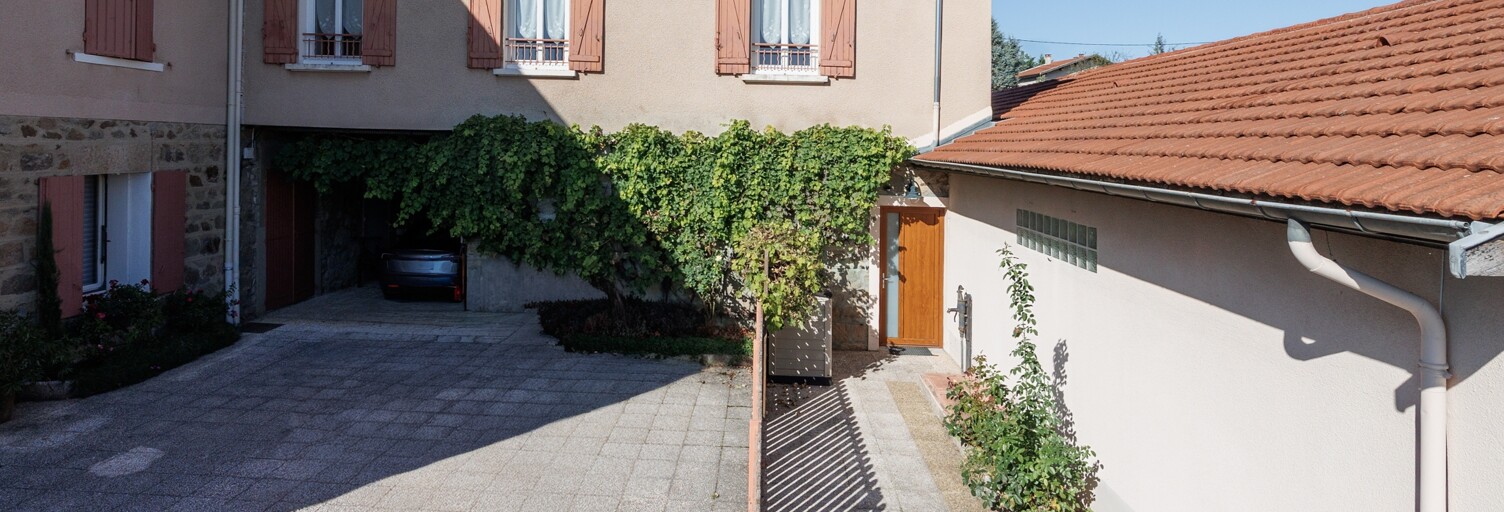 Maison 5 Pièces 128 m² à vendre à Saint-Genis-les-Ollières (69290)