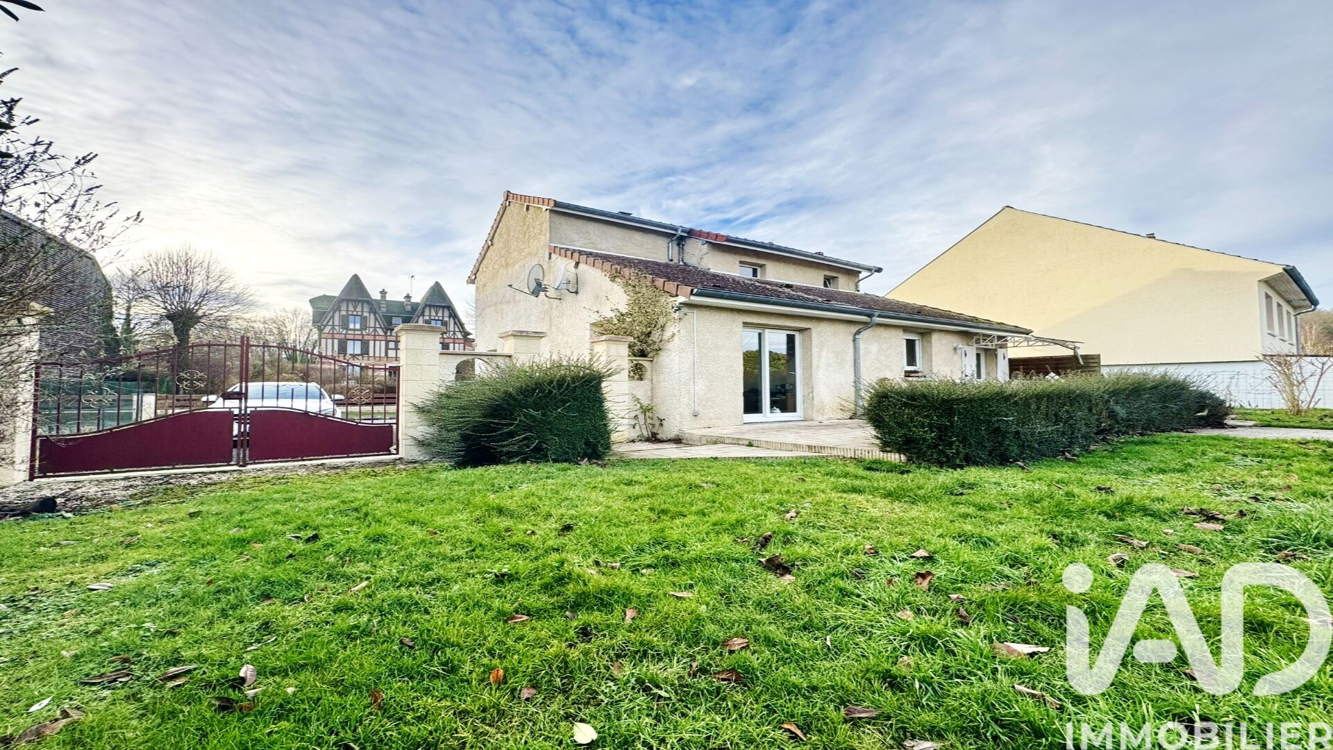 Vienne-Le-Chateau - 122m² - 5p. - 3ch.
