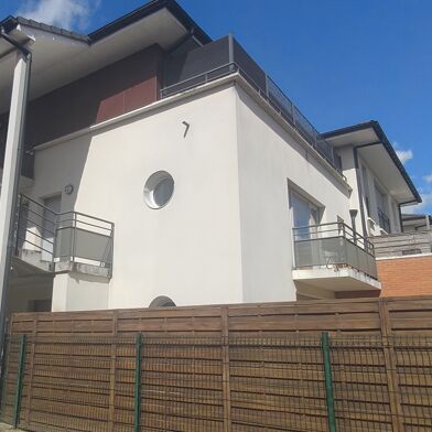 Appartement 4 pièces 259900 €