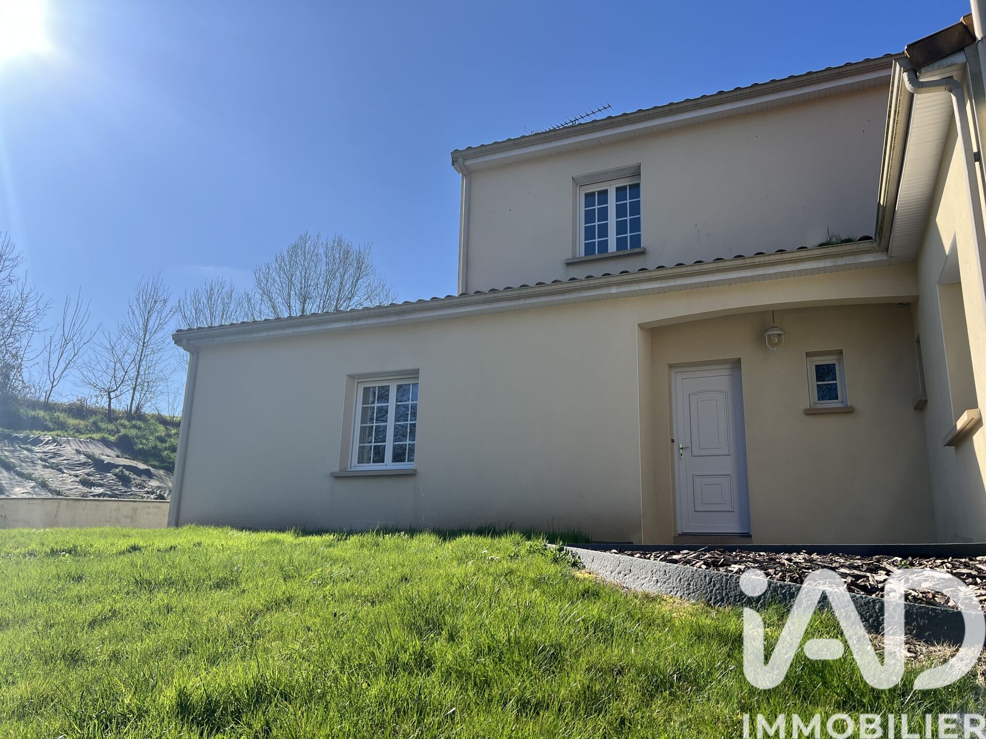 Reaumur - 162m² - 6p. - 4ch.