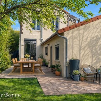 Maison 7 pièces 589000 €