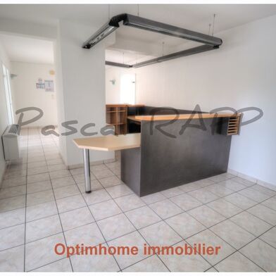 Appartement 12 pièces 263000 €