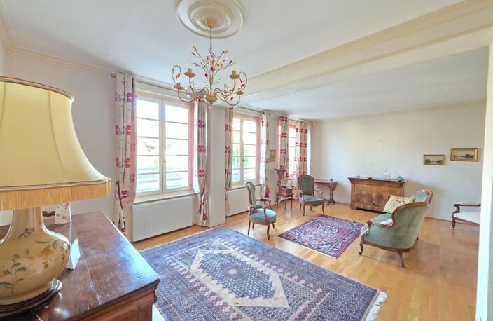 EXCLUSIVITE SECTEUR RUCHOUX BELLE MAISON ANNEE 50 SUR SOUS SOL COMPLET AVEC GARAGE ET PETIT JARDIN — photo 2