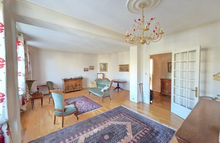 EXCLUSIVITE SECTEUR RUCHOUX BELLE MAISON ANNEE 50 SUR SOUS SOL COMPLET AVEC GARAGE ET PETIT JARDIN — photo 5