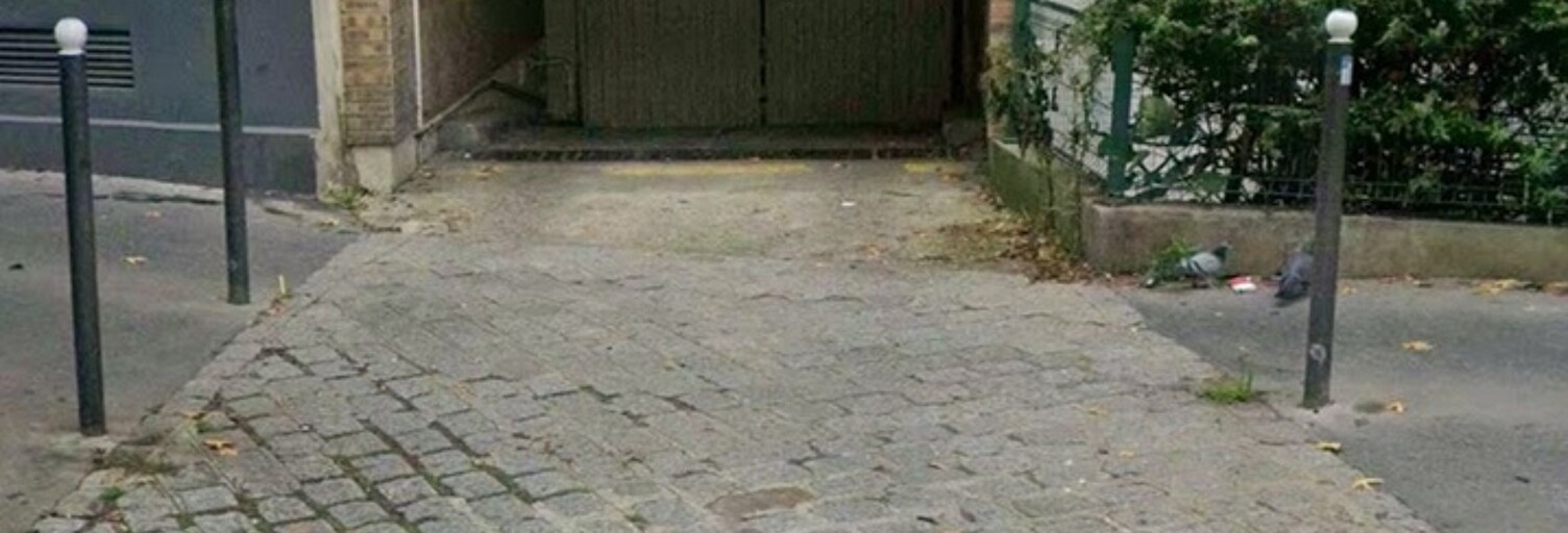 Garage  10 m² à louer à Paris 20 (75020)