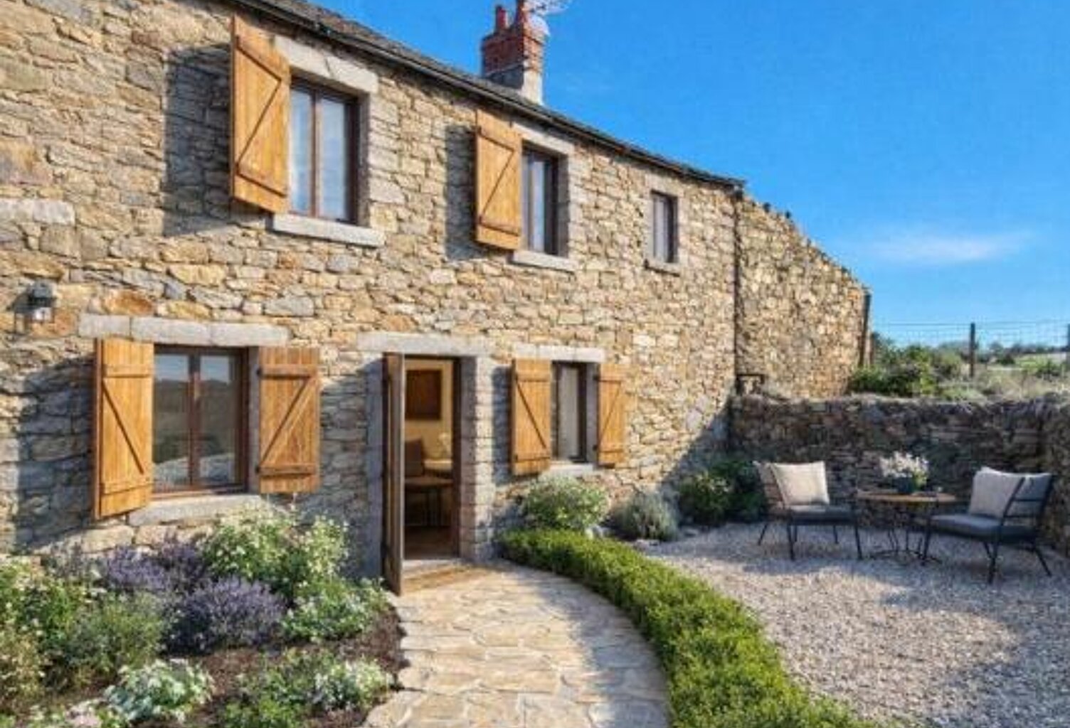 Maison en pierre de 65m² — photo 1