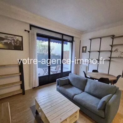 Appartement 2 pièces 1140 €
