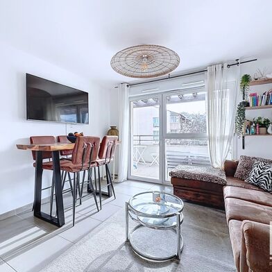 Appartement 3 pièces 300000 €