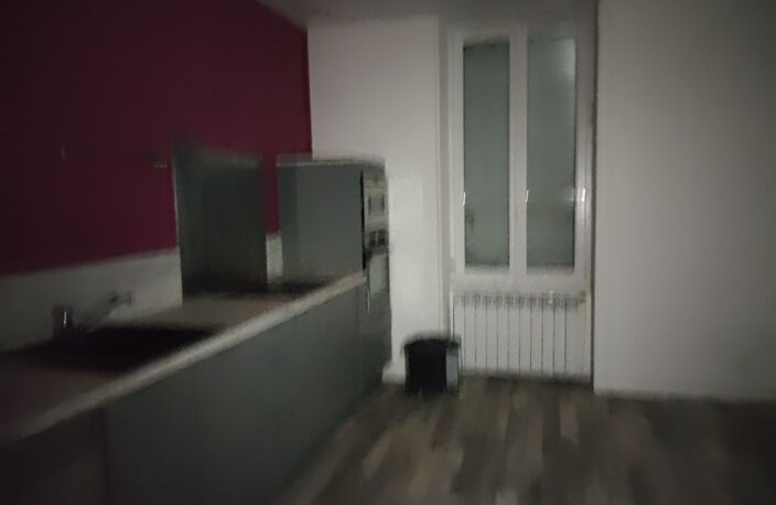 "BAISSE SIGNIFICATIVE"                                      Maison à étage à 21390 Précy-sous-Thil (21) — photo 3