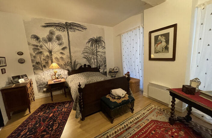 Au coeur du Saumur Historique Appartement rénové de 92m2 situé au 1er étage d'une petite copropriété -3 chambres — photo 2