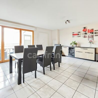 Appartement 4 pièces 225000 €