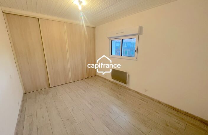 MAISON FAMILIALE DE 152 m2 AVEC PISCINE, GARAGE ET ESPACE INDÉPENDANT À DEUX PAS DE L'OCÉAN ! — photo 5