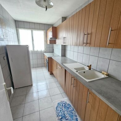 Appartement 3 pièces 93000 €