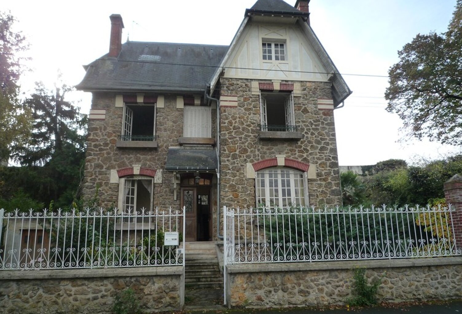 Maison à vendre  10 pièces CHATEAU THIERRY (02) — photo 1