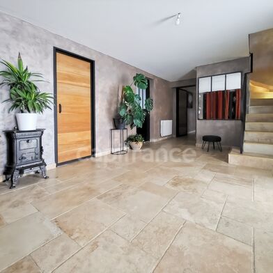 Maison 6 pièces 245000 €