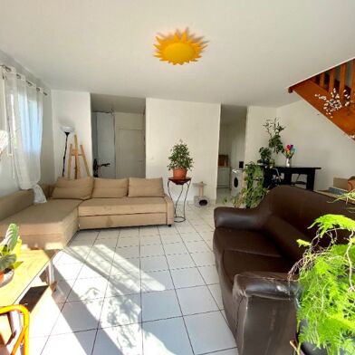 Maison 3 pièces 825 €