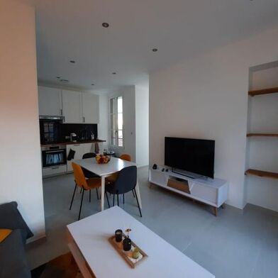 Appartement 3 pièces 1260 €