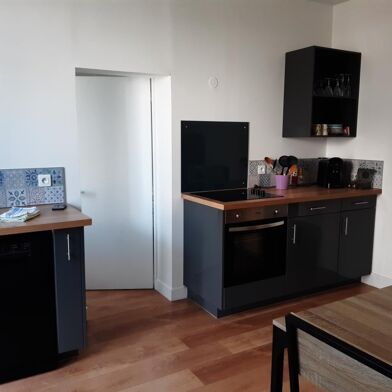 Appartement 3 pièces 900 €