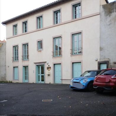 Bureau 1 pièces 740 €