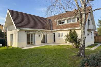 Maison 8 pièces 360000 €