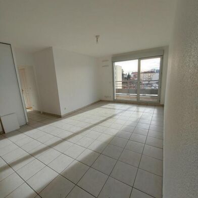Appartement 3 pièces 795 €