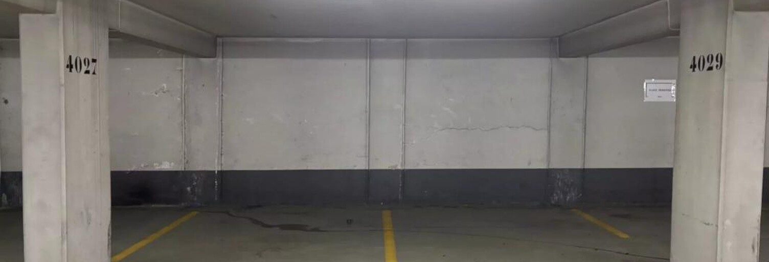 Garage  48 m² à vendre à Paris 8 (75008)