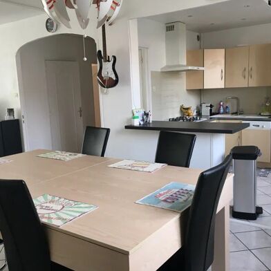 Appartement 3 pièces 800 €