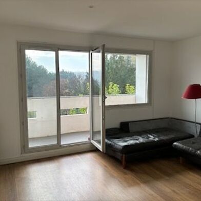 Appartement 3 pièces 980 €