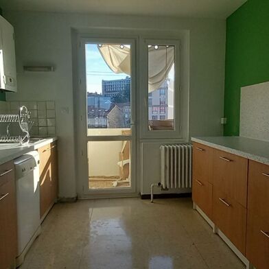 Appartement 3 pièces 750 €