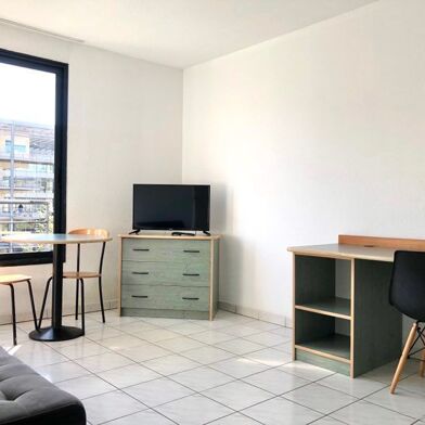Appartement 2 pièces 835 €