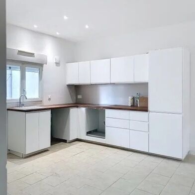 Appartement 3 pièces 1100 €