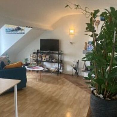 Appartement 3 pièces 1220 €