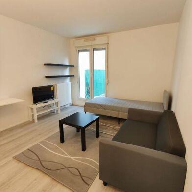 Appartement 1 pièces 720 €