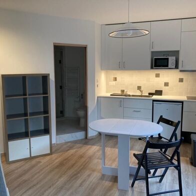 Appartement 1 pièces 1050 €