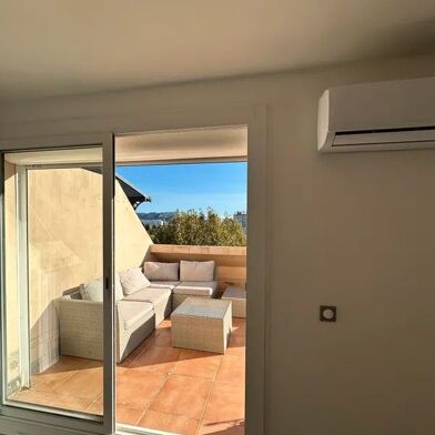 Appartement 1 pièces 790 €