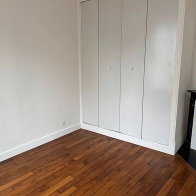 Appartement 2 pièces 990 €