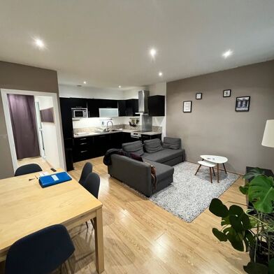 Appartement 3 pièces 820 €