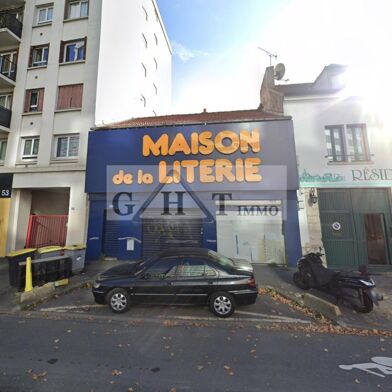 Commerce  1100000 €