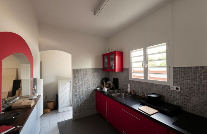 Fort-de-France : Maison de ville T4 + T2 — photo 2