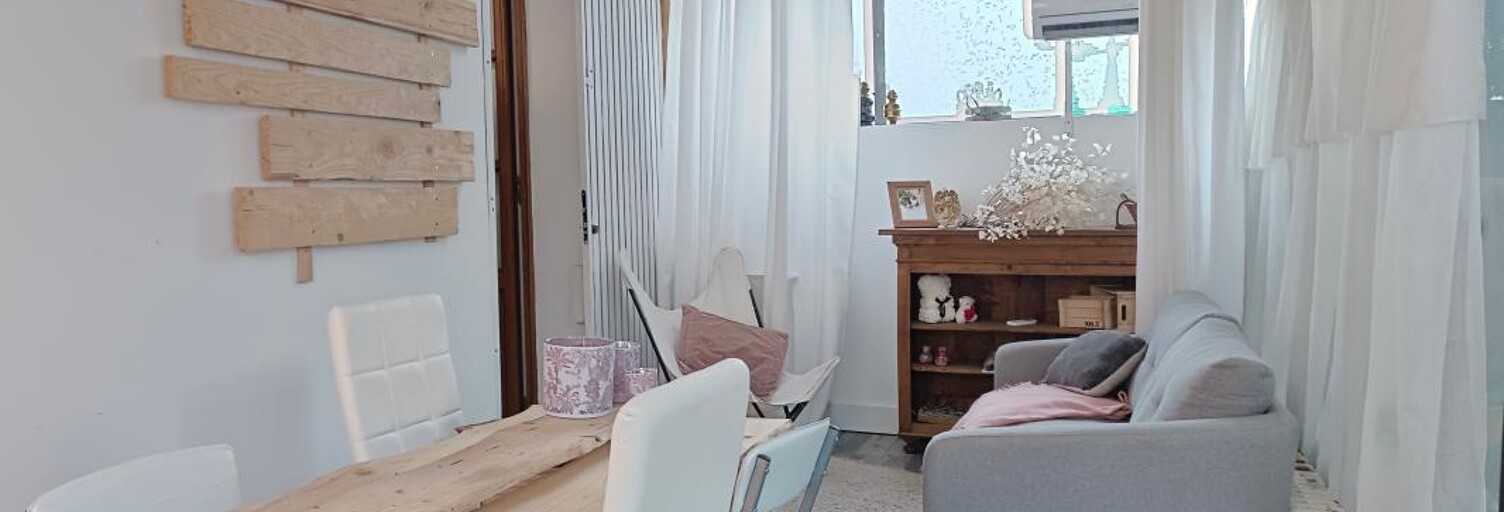 Immeuble  150 m² à vendre à Nîmes (30000)