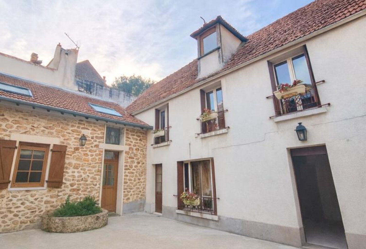 Maison À Vendre — photo 1