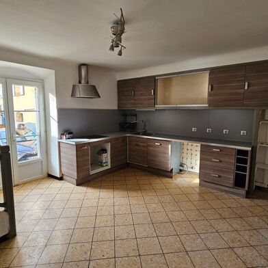 Maison 2 pièces 670 €