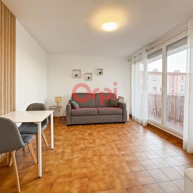 Appartement 2 pièces 590 €