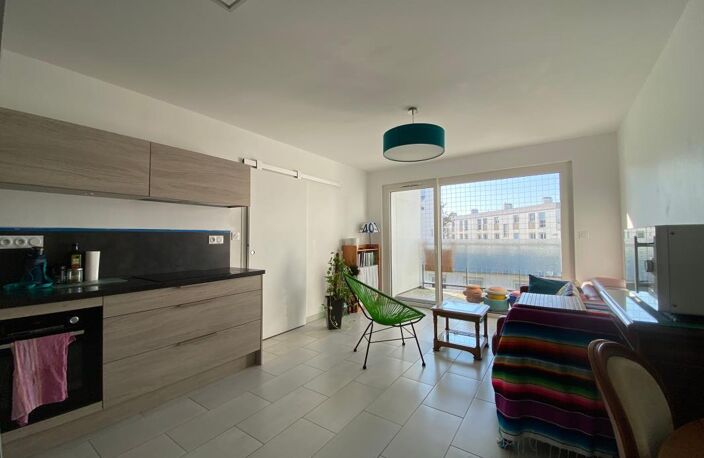 BREST - secteur JAURES : T3 avec balcon et place de parking sécurisé — photo 3