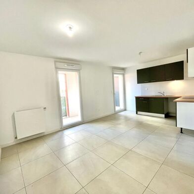 Appartement 3 pièces 935 €