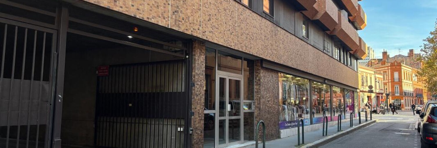 Garage   m² à louer à Toulouse (31000)